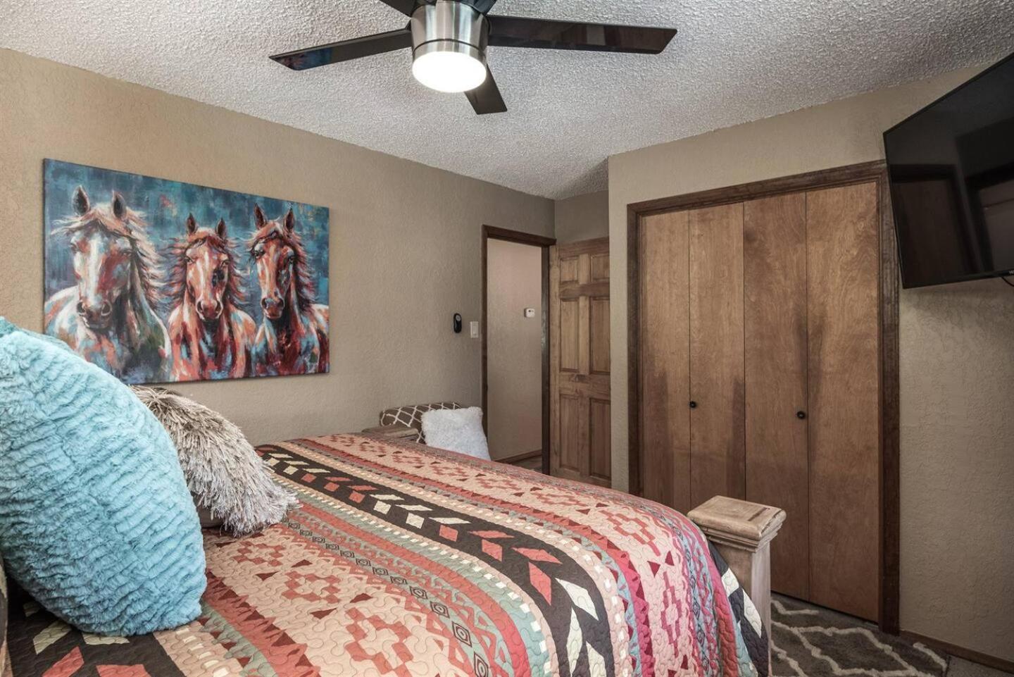 Horsin Around-cabin With A Peaceful Covered Deck Ruidoso